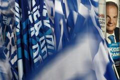 Řekové předčasně volili parlament