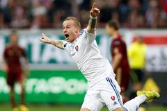 Stochova dělovka dostala Puskásovu cenu za gól roku