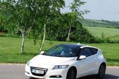 1 Auto roku Honda CR-Z