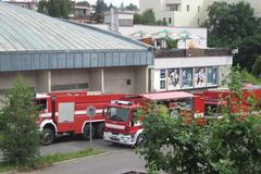Hasiči likvidují čpavek na stadionu v pražských Vokovicích