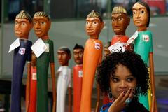 MS ve fotbale - plakáty, maskoti