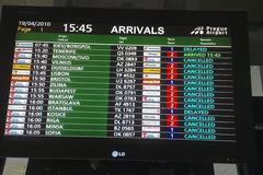 Letiště Praha se po třech dnech probouzí k životu