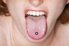 piercing, jazyk