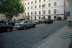 Ranní jednání o programu plánované koaliční vlády