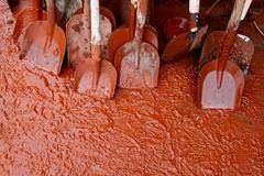 Toxické bahno v Maďarsku: Lidé se nebudou moci vrátit domů