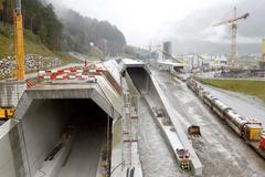Nejdelší železniční tunel světa