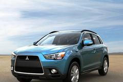 2 Auto roku Mitsubishi ASX