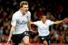 Arsenal vs Barcelona Nicklas Bendtner
