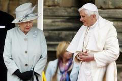 Velká Británie papež královna