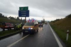 Nehoda Peugeotu 306 u Turnova