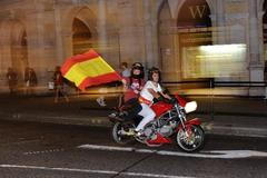 Fanoušci oslavují výhru Španělska na MS (Londýn)