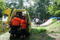 Mladík se vážně zranil při freestyle skocích na kole