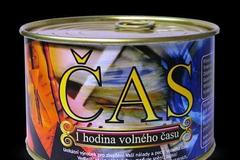 Dárek v plechu čas