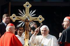 Papež Benedikt - návštěva v Praze