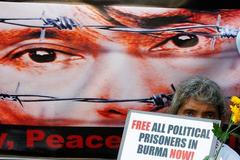 Su Ťij slaví 65. narozeniny