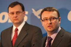 ODS odráží útok ČSSD: Petr Nečas a Pavel Drobil