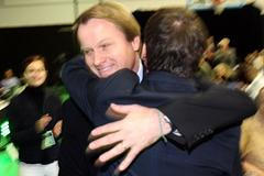 Sjezd Strany zelených v Brně: Liška se objímá s Bursíkem