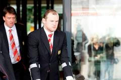 Zraněný Wayne Rooney