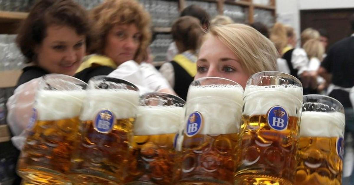 Tuplák piva oproti loňsku zdraží, Oktoberfest bude připomínat pevnost