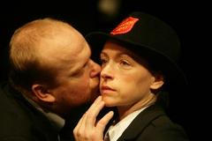 Dejvické divadlo: Muž bez minulosti