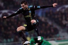 Žilina - Marseille: Andre-Pierre Gignac a Martin Dúbravka