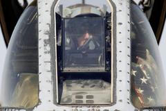 Nahlédněte mezi ostré hochy na základně U.S. Air Force v Kandaháru