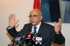 Premiér Tuniska Muhammad Ghannúší rezignoval