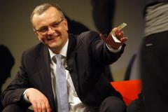 Interpelace březnové