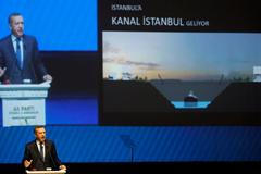 Turecko - premiér Erdogan a Istanbulský průplav