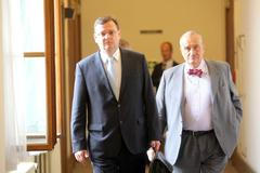 Ve sněmovně po prázdninách