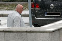 Dubaj: Poslanec Suchánek na letišti