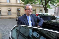 Koalice se schází v devíti