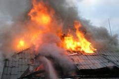 Domem na Liberecku otřásl výbuch, jeden mrtvý