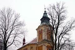 Kostel sv. Jana Nepomuckého ve Starých Křečanech