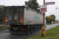 Kamiony v Dašicích