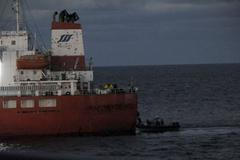 Korejské námořnictvo osvobodilo loď