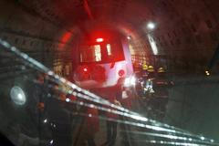 Srážka souprav metra v čínské Šanghaji