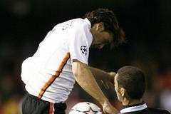 Valencie - Inter Milán: Morientes, Materazzi