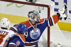 NHL: Calgary vs Edmonton (Chabibulin)