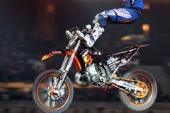 Skákači na motorkách