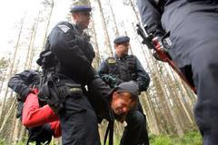 Zásah policie v šumavském hvozdu