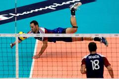 Čeští volejbalisté v akci.