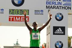 Maraton - Berlín - světový rekord - Makau