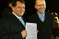 Paroubek s inzerátem