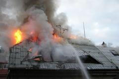 Domem na Liberecku otřásl výbuch, jeden mrtvý