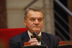 Nesouhlas s modrooranžovou pražskou vládou