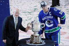 Vancouver - Henrik Sedin