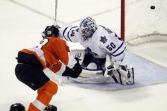 Noční zápasy NHL - Jágrův první gól po návratu do NHL