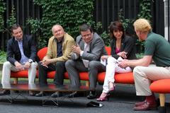 Interpelace v zahradě