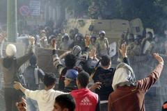 Egyptem dál zmítají nepokoje, OSN je "znepokojena"